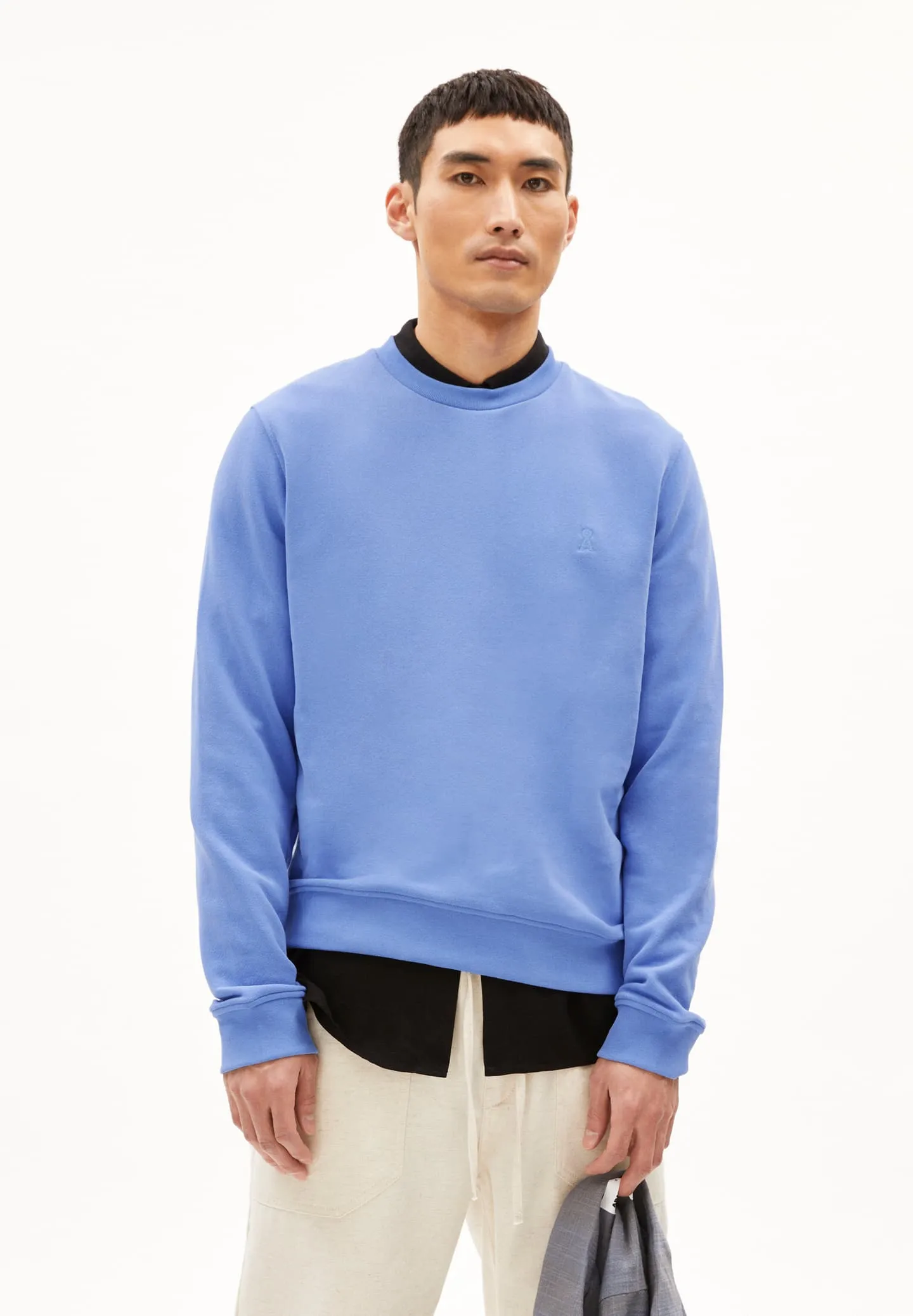 ARMEDANGELS Baaro comfort sweater blue bloom men