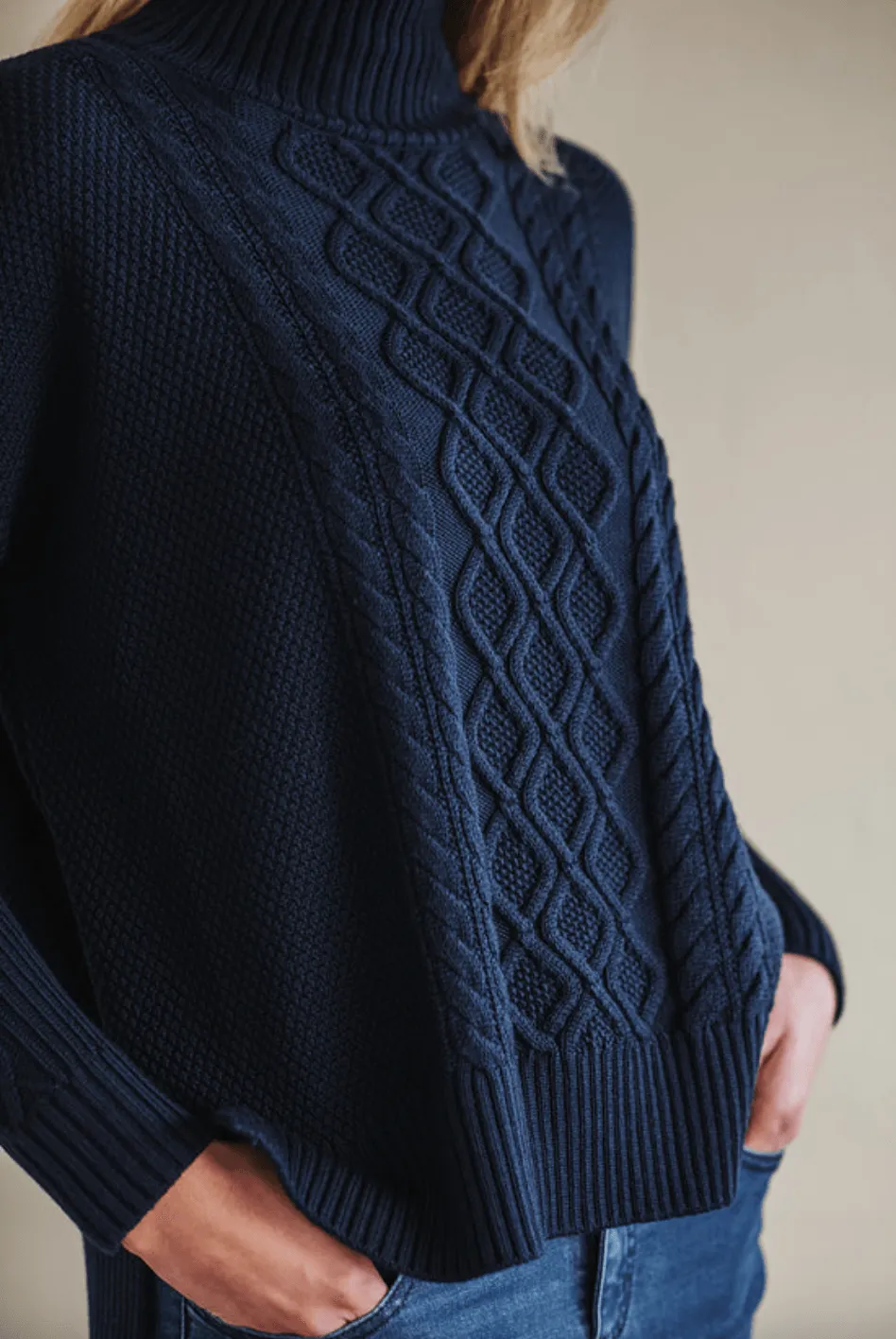 Augusta Chunky Cable Knit | Navy