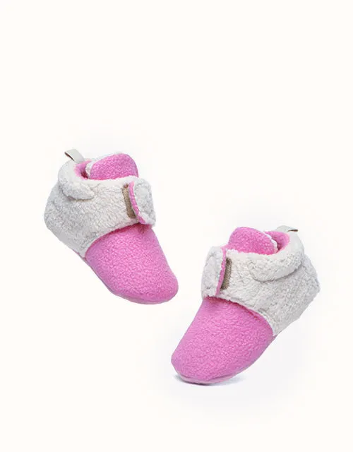 AUSTRALIAN SHEPHERD® Baby Booties Gift Set