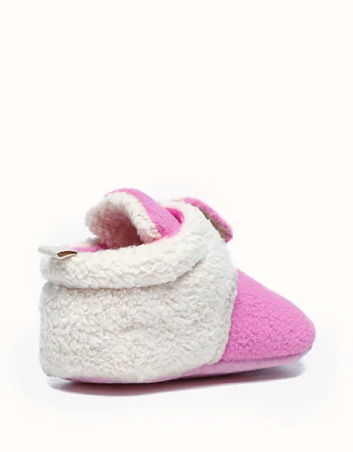 AUSTRALIAN SHEPHERD® Baby Booties Gift Set