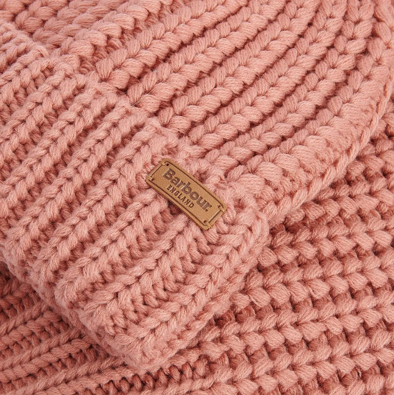 Barbour Beanie and scarf Gift Set Saltburn in Pink Rust LGS0023PI35