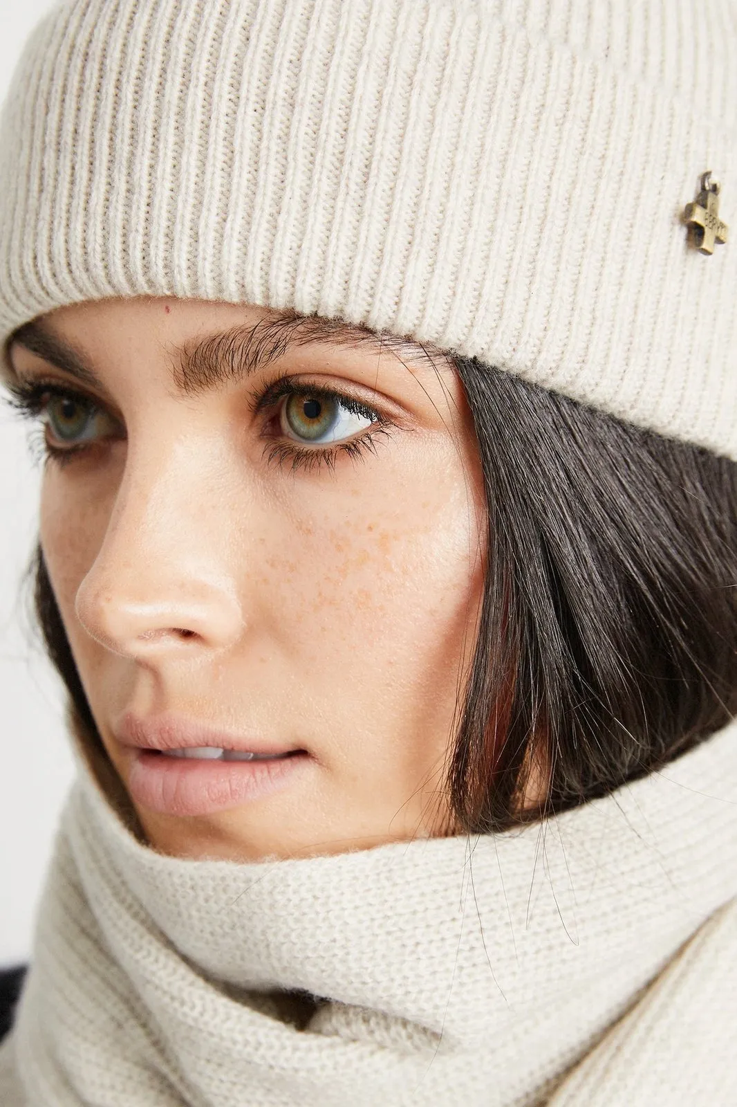   Beryll Cashmere Beanie | White Water