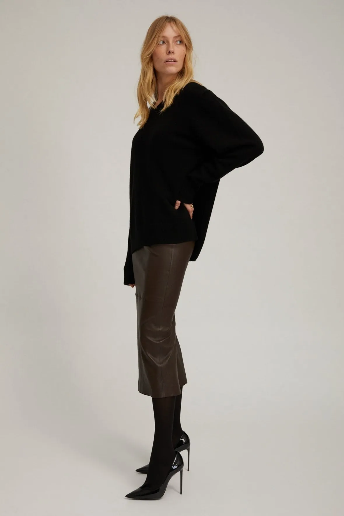 Black Cashmere V-Neck Boyfriend Sweater