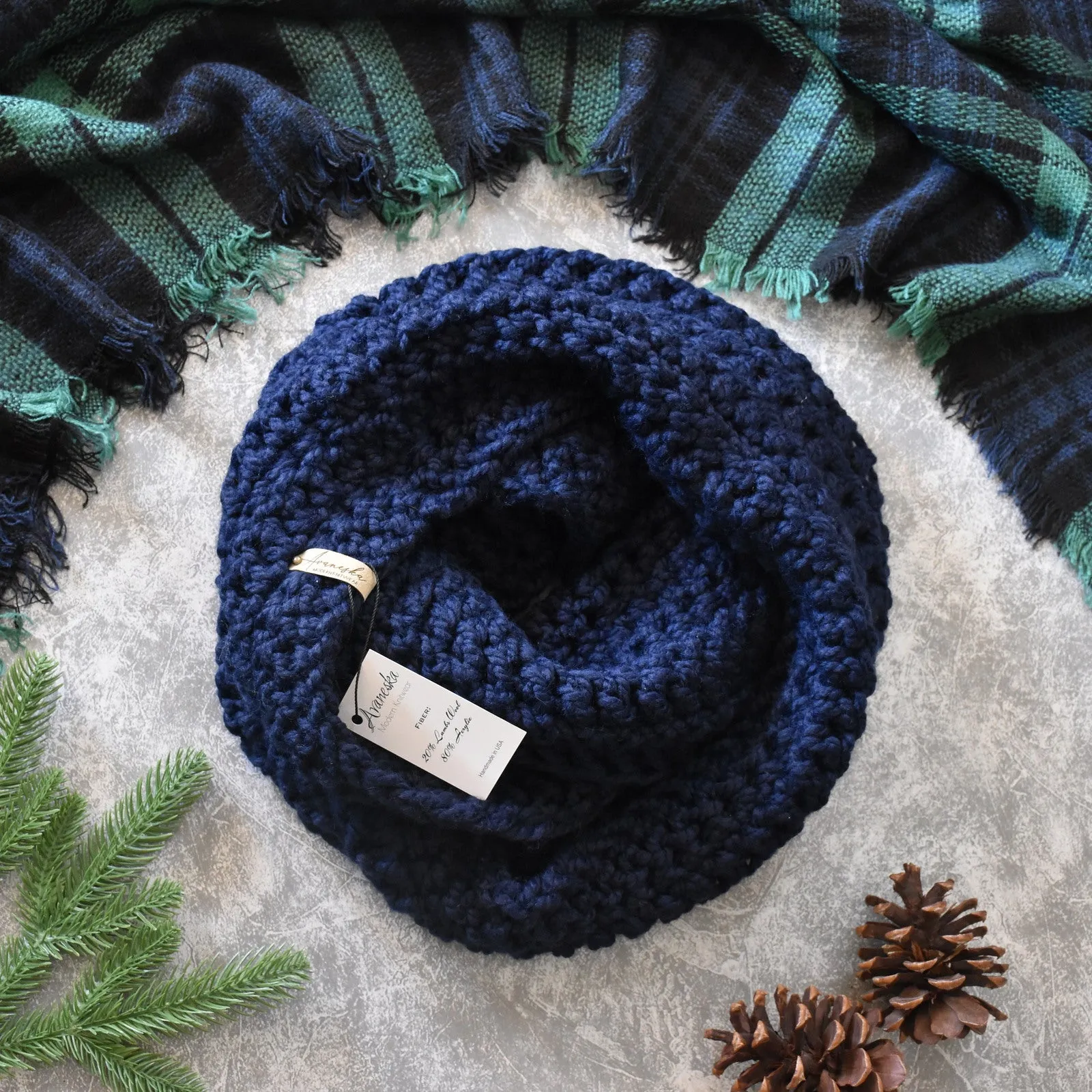 Chunky Infinity Scarf | THE HOUSTON