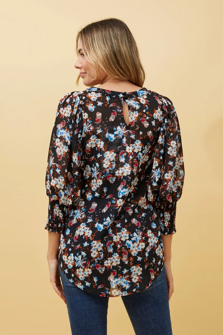 ELEGANT FLORAL BLOUSE