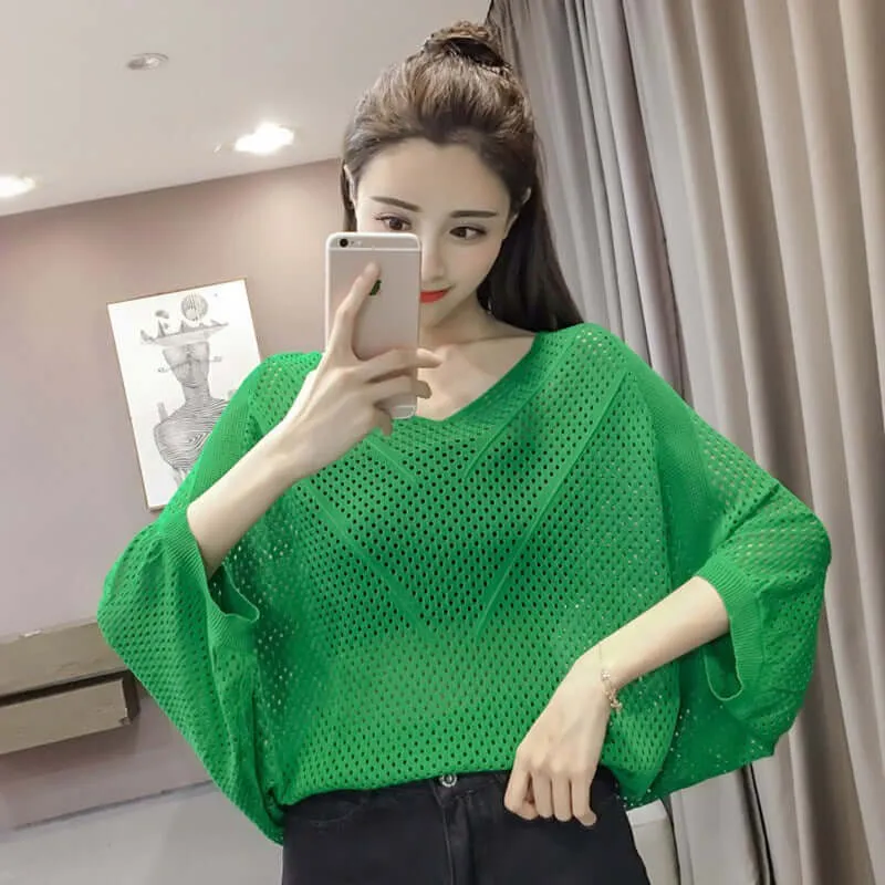 Fashion spring / summer new hollow sweater bat sleeve loose knit tops V-neck solid colors oversized cover