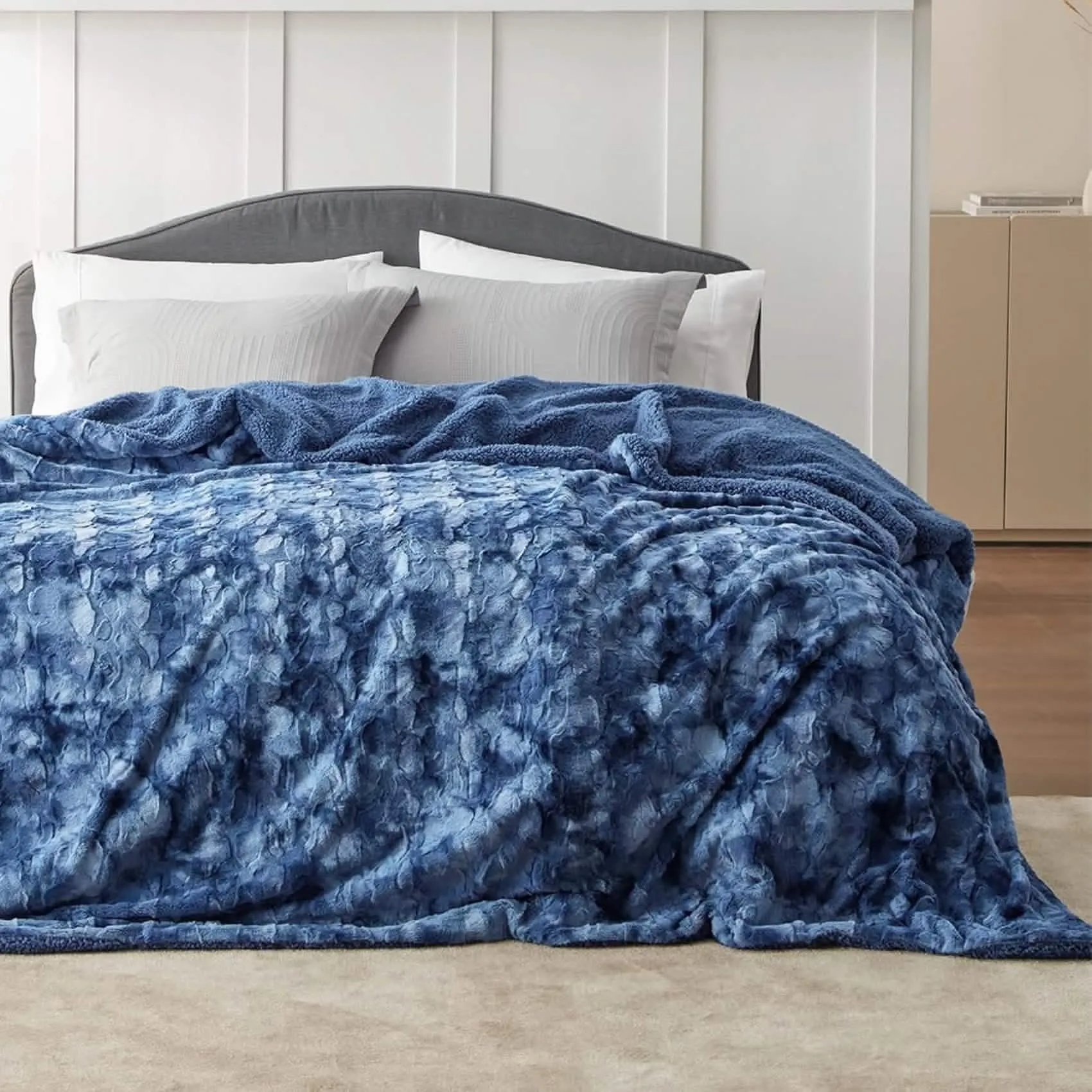 Faux Fur and Sherpa Tie-dye Reversible Blanket