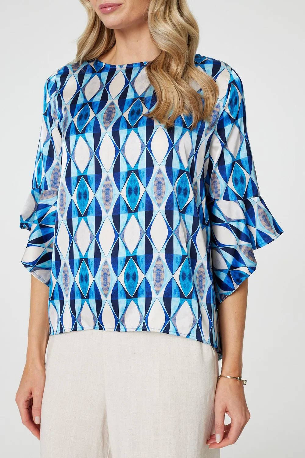 Geo Print 3/4 Flute Sleeve Curve Hem Blouse