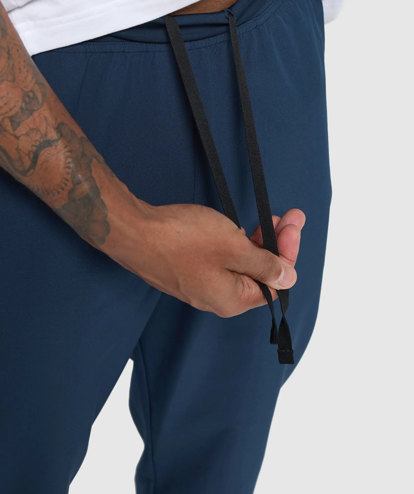 Gymshark Ease Woven Jogger - Navy