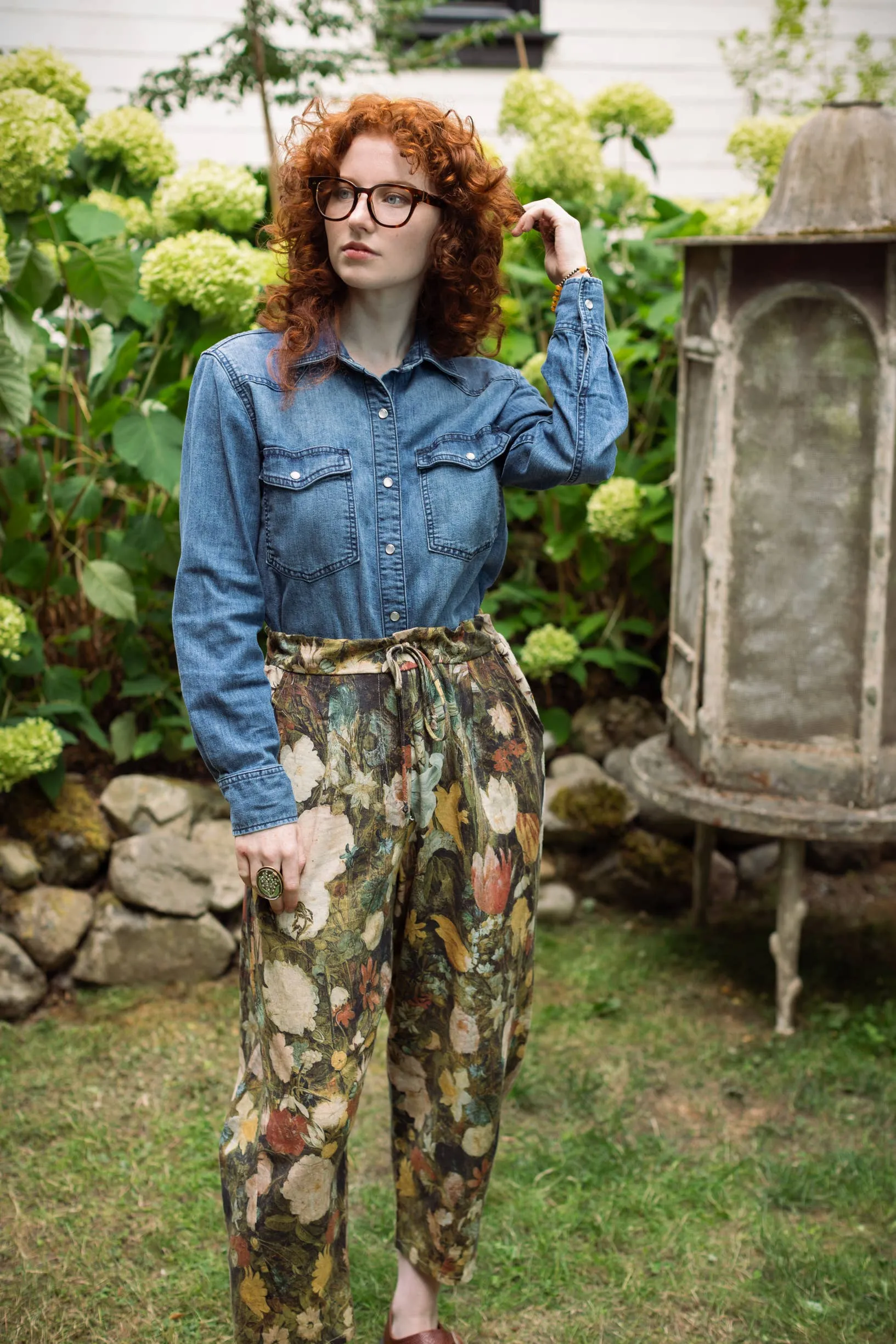 I Dream in Flowers Boho Linen Bee Print Cropped Artist Pants  Sized