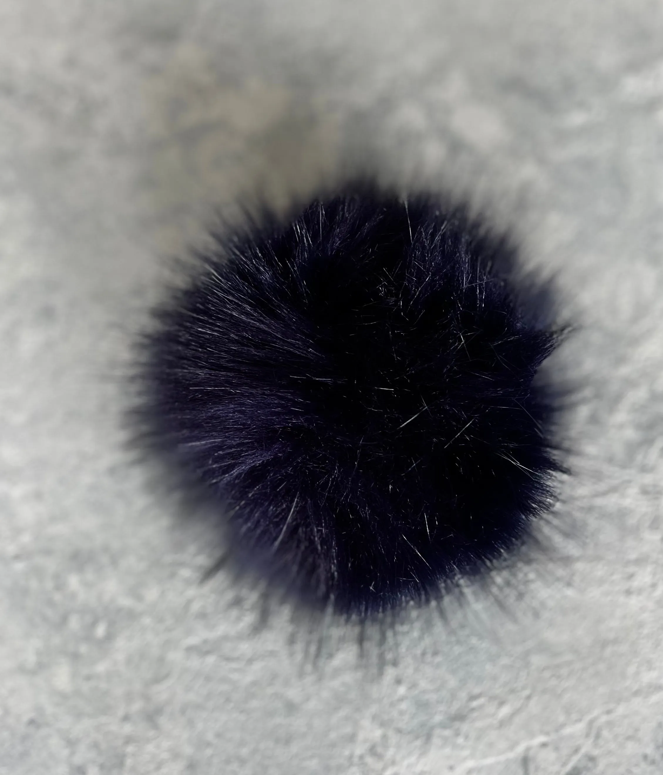 Luxury 12cm faux fur pompom