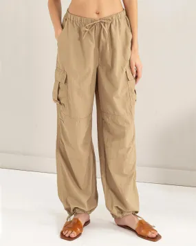 MID RISE PARACHUTE CARGO PANTS