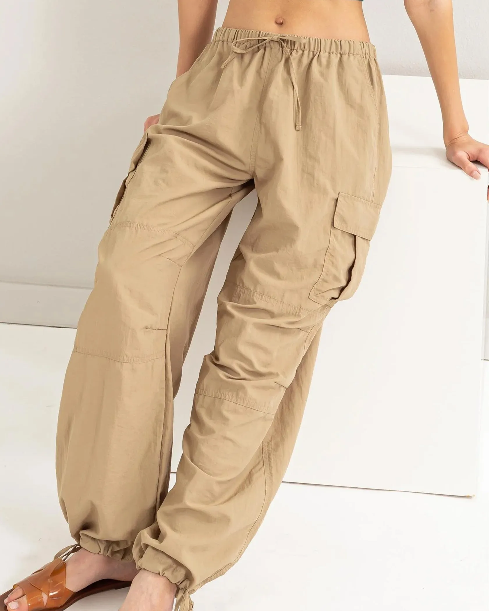 MID RISE PARACHUTE CARGO PANTS