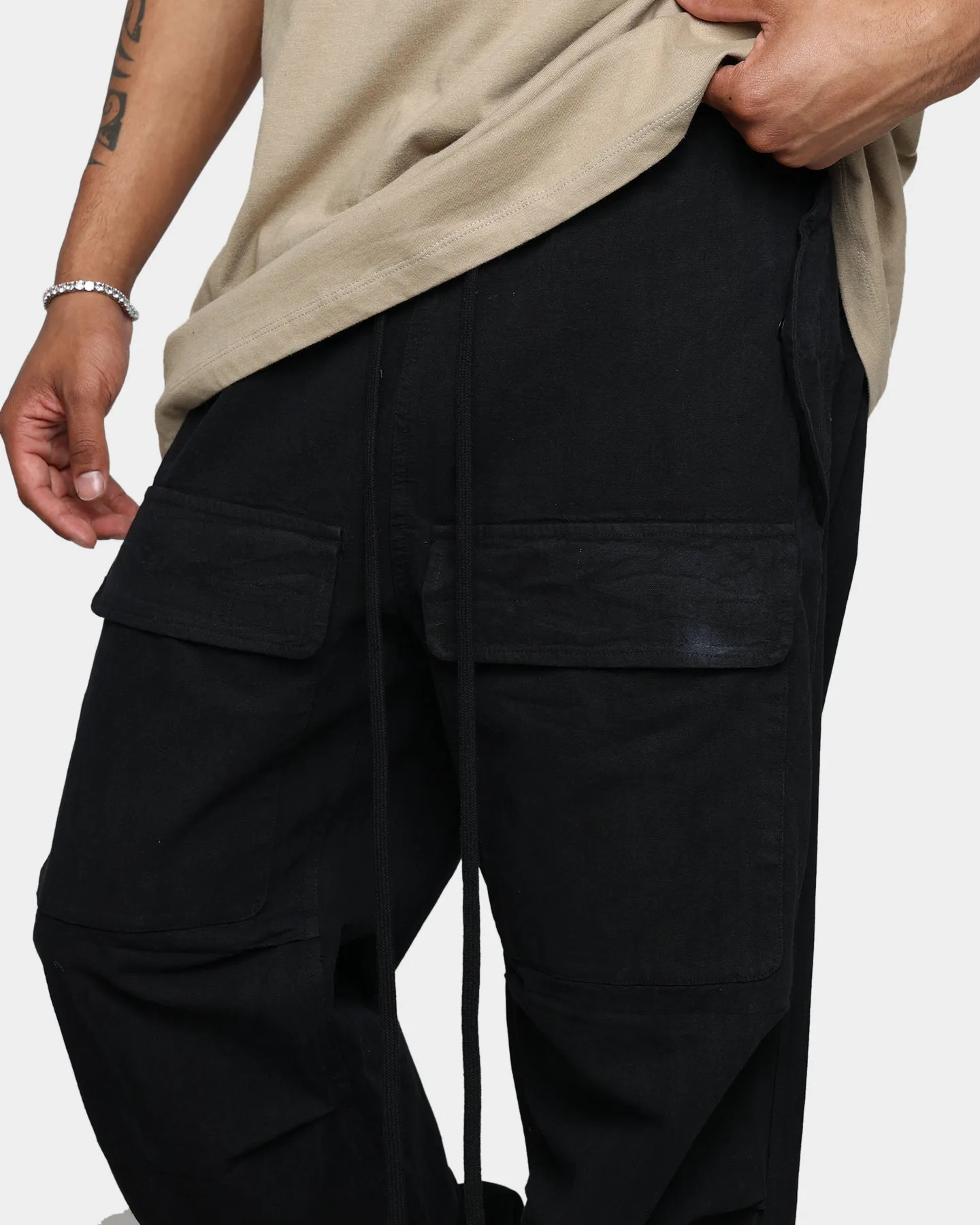 MNML Utility Cargo Pants Black