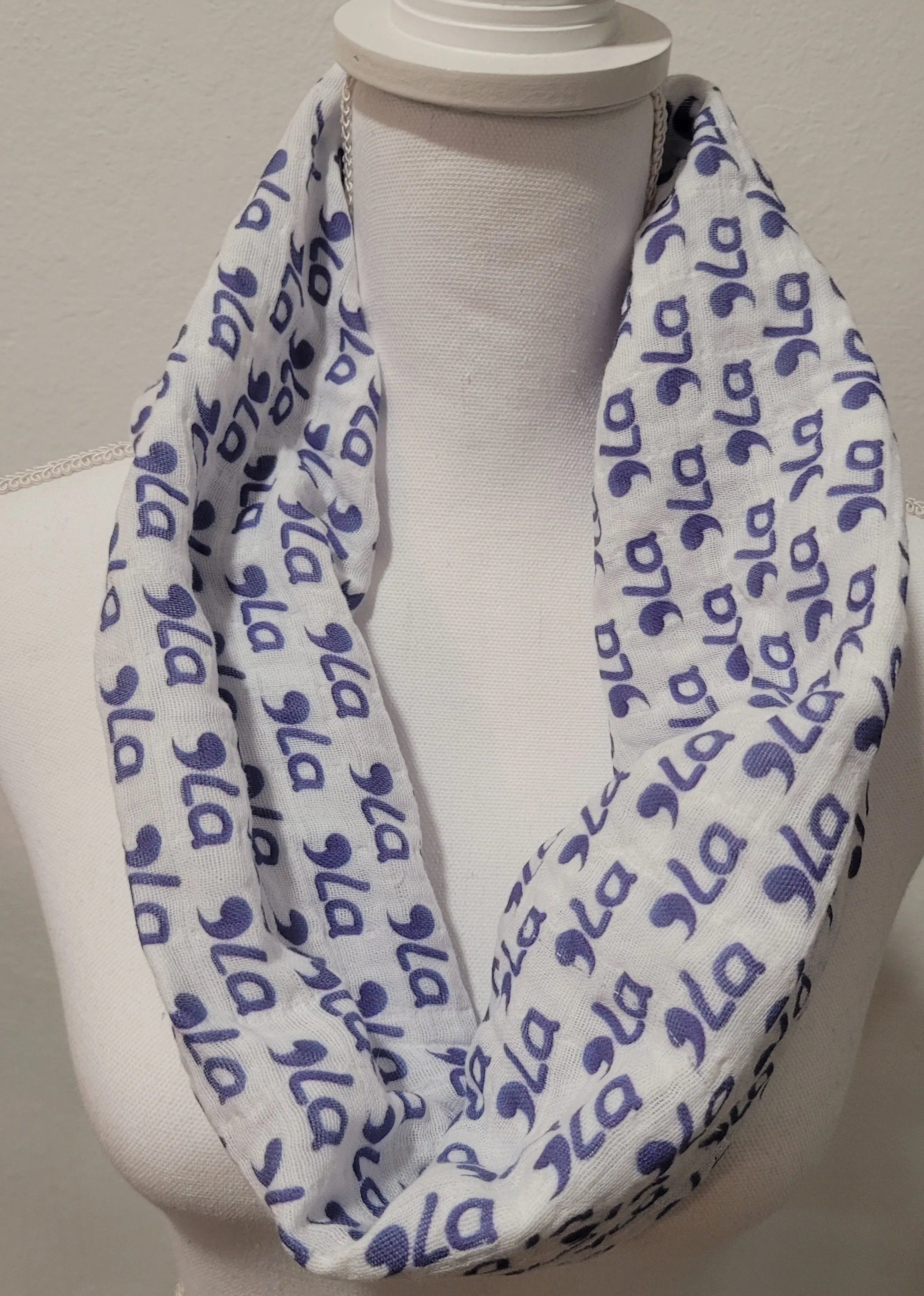 "Comma La" Kamala Single Loop Gauze Infinity Scarf