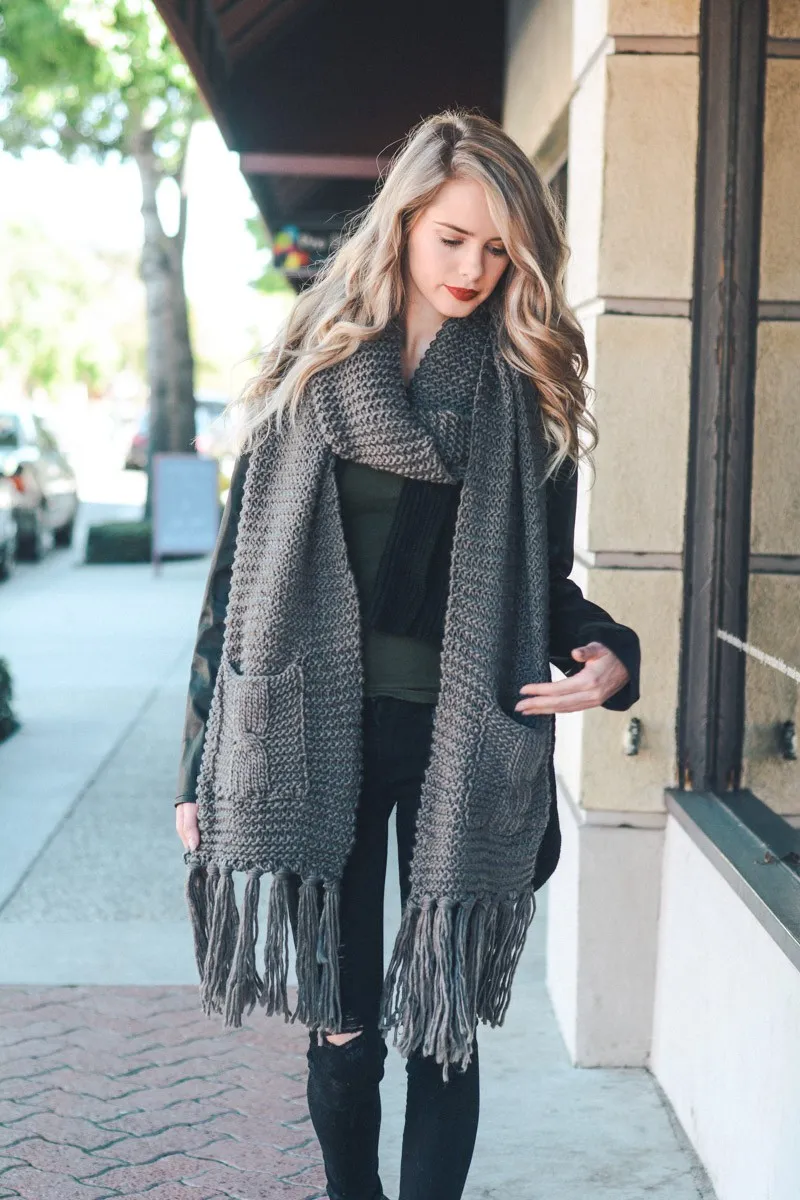 Scarf - Knitted Fringed Pockets - Gray