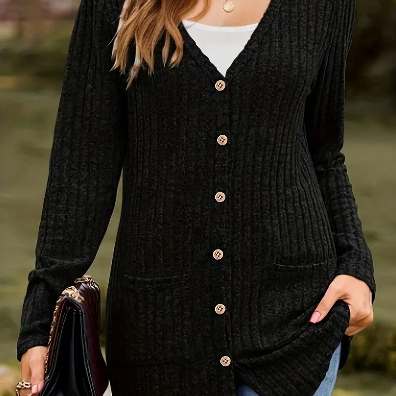 Stylish Plus Size Ribbed Knit Cardigan with Pockets