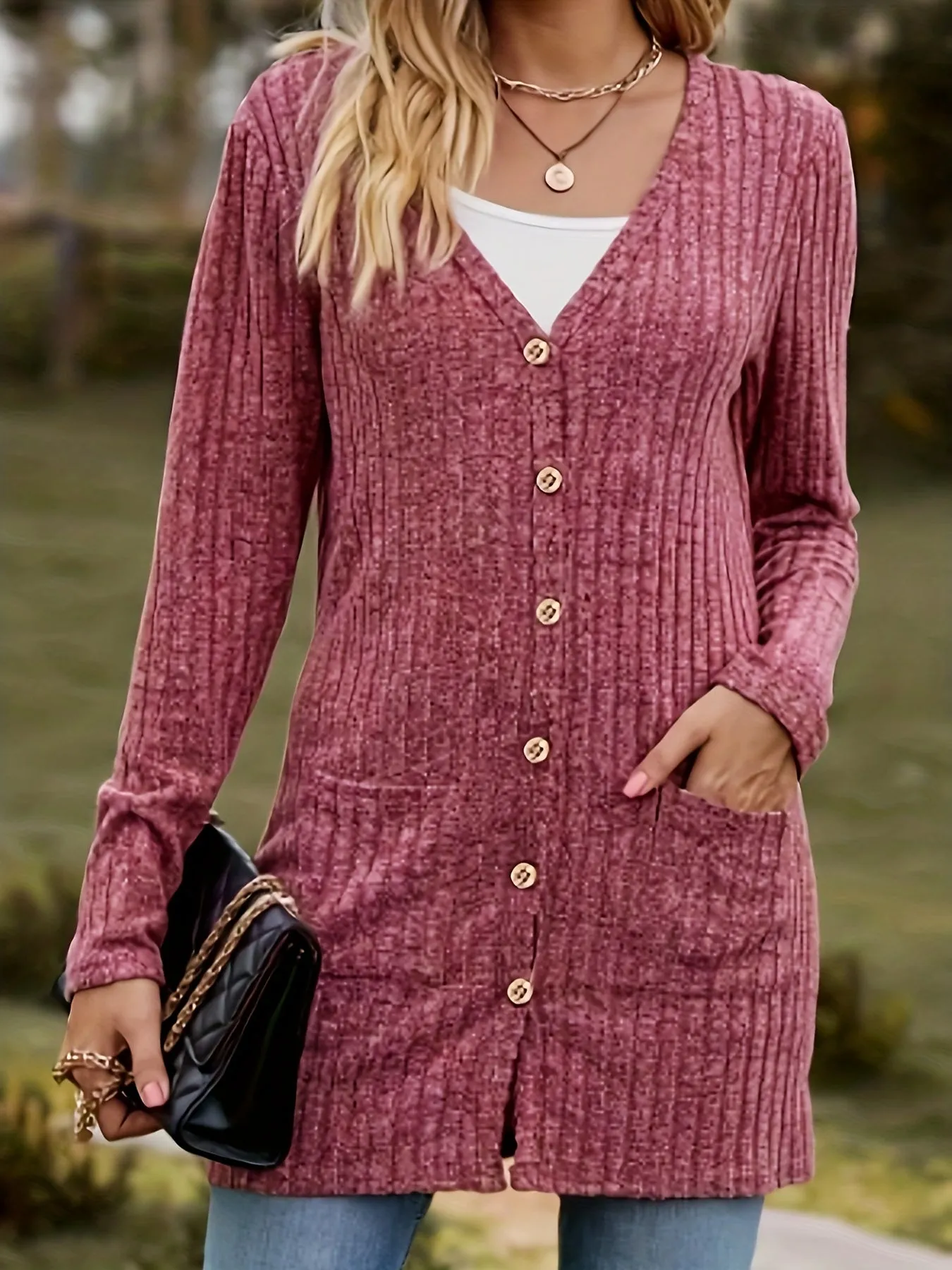 Stylish Plus Size Ribbed Knit Cardigan with Pockets