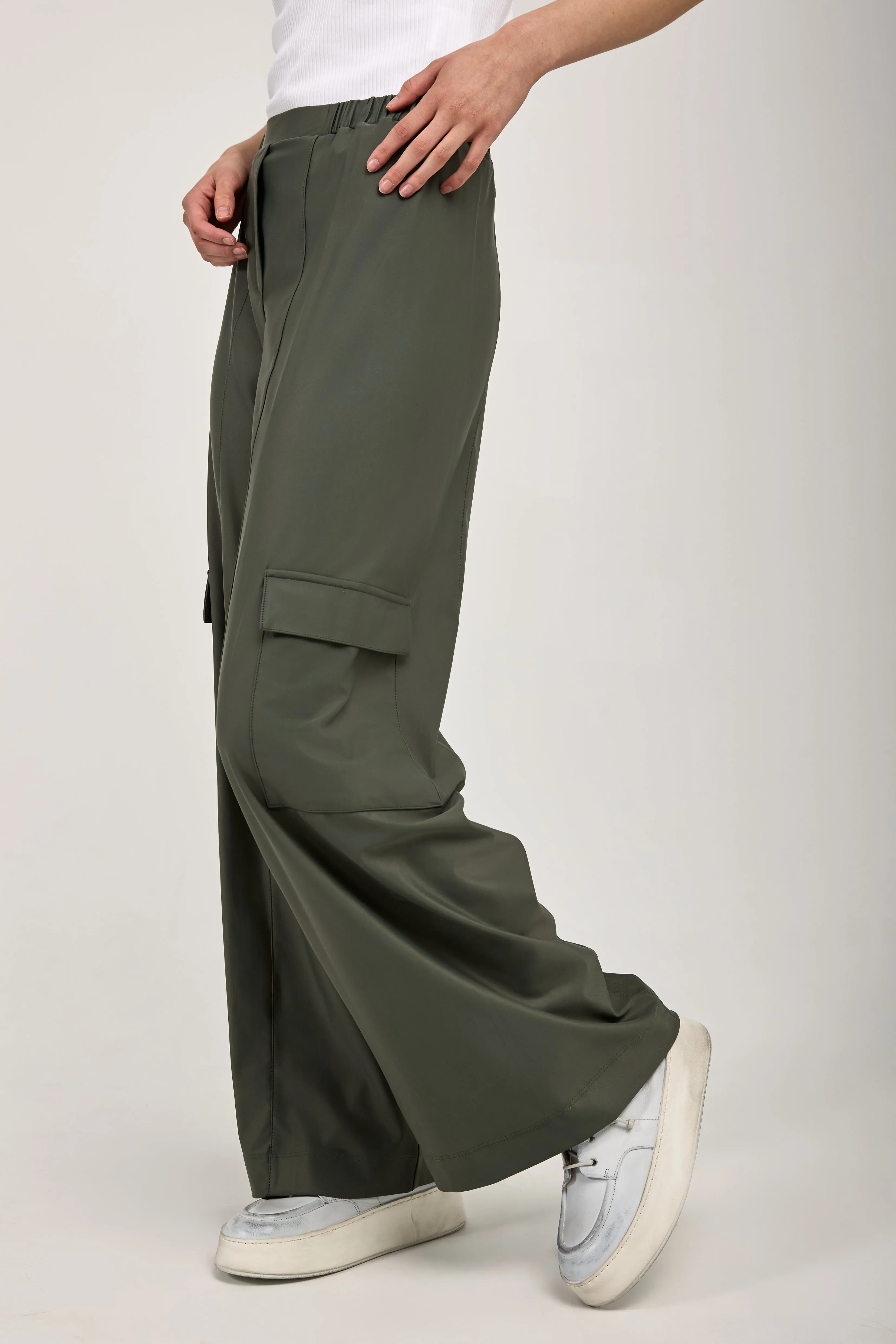 Teseo Satin Jersey Cargo Pant in Dark Green