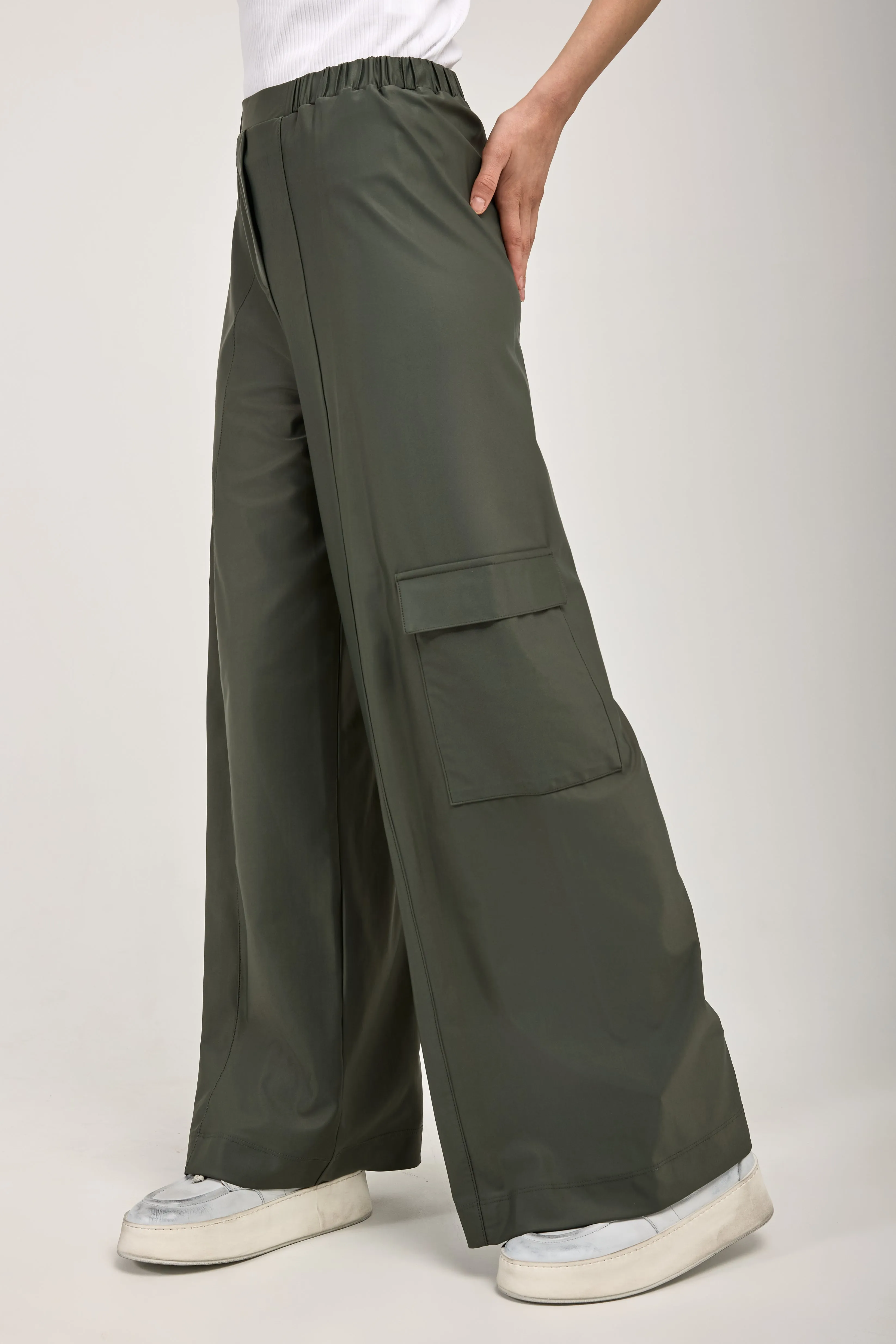 Teseo Satin Jersey Cargo Pant in Dark Green