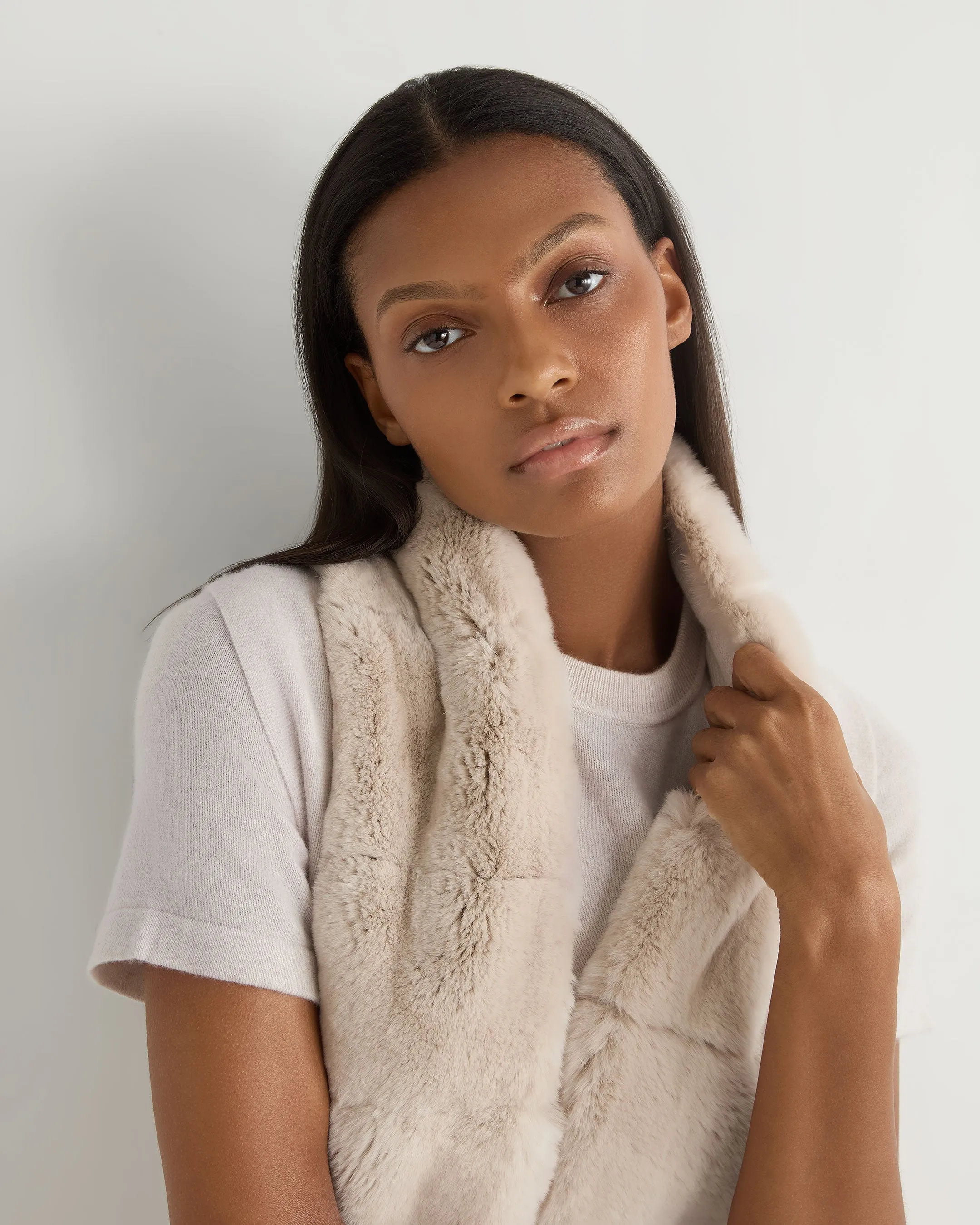 Women's Lola Fur Placket Cashmere Gilet Frost White